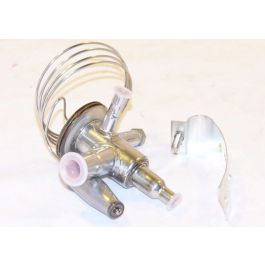 Danfoss 068U2022 35-TonThermal Expansion Valve(TXV) 1 1/8" X1 3/8" ODF