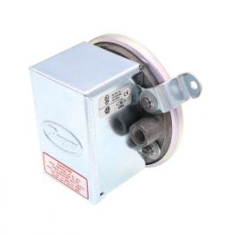 Dwyer Instruments 1910-5 Differential Pressure Switch 1.4"-5.5" WC