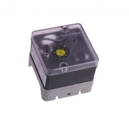 A.J. Antunes 8102113005 High Gas Pressure Switch 1-4 PSI 1/4" NPT Auto Reset