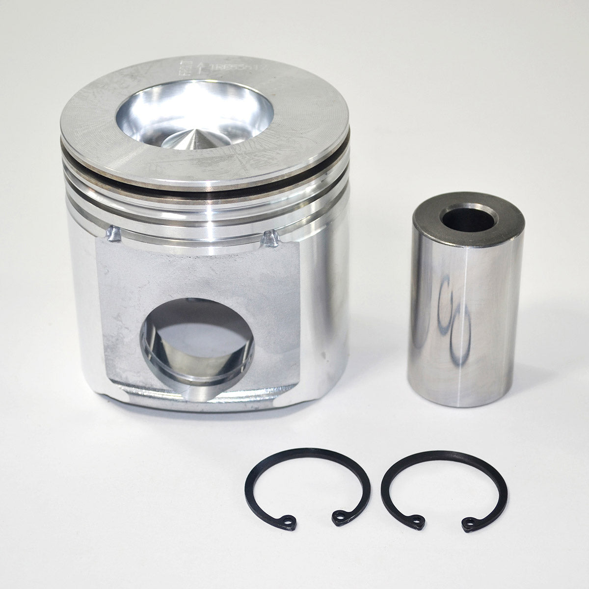 Maxiforce Piston, 4.5L/ 6.8L P.T. with Pin for John Deere RE55512