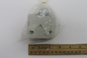 Genie Lift Part # 1261078GT - ASSY,.5 GPM PRESSURE COMP VALVE, EA